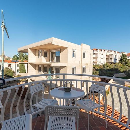 Apartman Iva Novalja Buitenkant foto